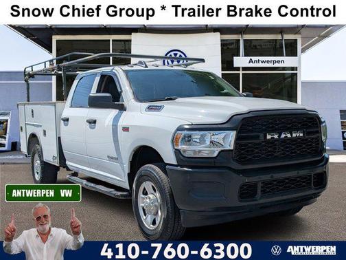 2020 RAM 2500 Tradesman Crew Cab 4X4 8' Box