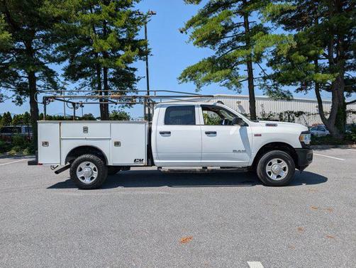 2020 RAM 2500 Tradesman Crew Cab 4X4 8' Box