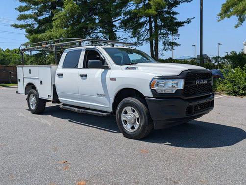2020 RAM 2500 Tradesman Crew Cab 4X4 8' Box