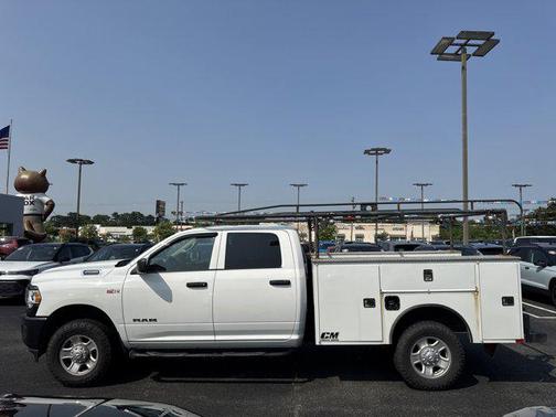 2020 RAM 2500 Tradesman Crew Cab 4X4 8' Box