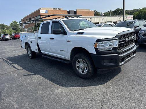 2020 RAM 2500 Tradesman Crew Cab 4X4 8' Box