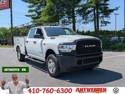 2020 RAM 2500 Tradesman Crew Cab 4X4 8' Box