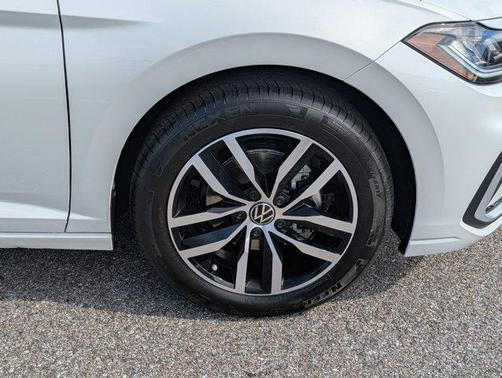 2026 Volkswagen Jetta 1.4T SE