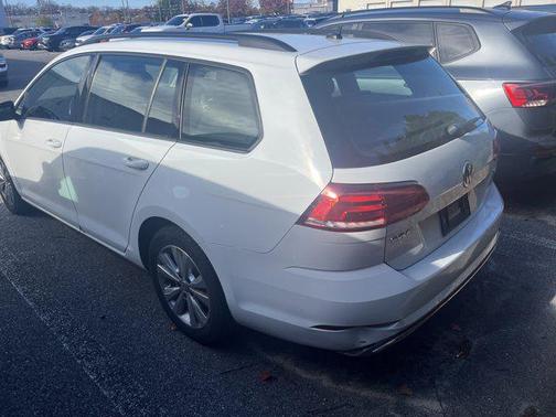 2019 Volkswagen Golf SportWagen TSI S