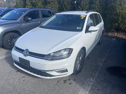 2019 Volkswagen Golf SportWagen TSI S