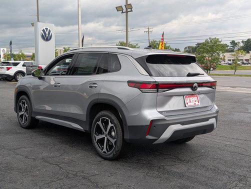 2025 Volkswagen Tiguan 2.0T SE 4MOTION