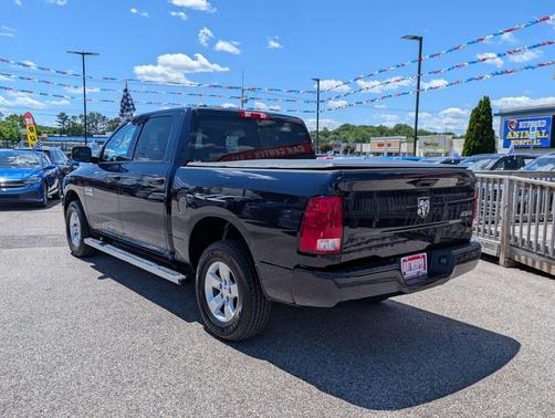 True Blue Pearlcoat 2017 RAM 1500 Express