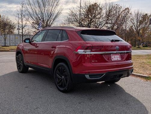 2022 Volkswagen Atlas Cross Sport 3.6L V6 SE w/Technology