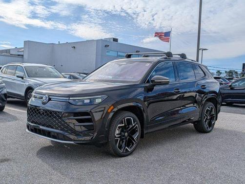 2026 Volkswagen Tiguan 2.0T SEL R-Line 4MOTION