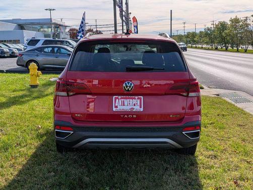 2024 Volkswagen Taos 1.5T SEL