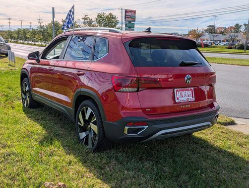 2024 Volkswagen Taos 1.5T SEL