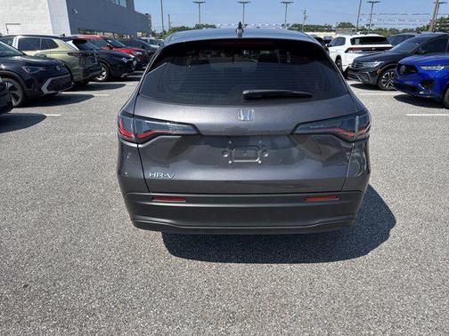 2025 Honda HR-V LX