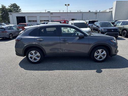 2025 Honda HR-V LX