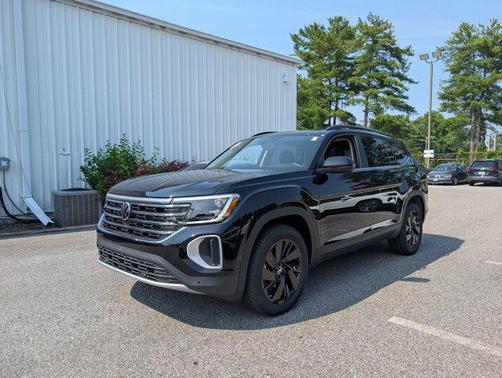 2025 Volkswagen Atlas 2.0T SE w/Technology 4MOTION