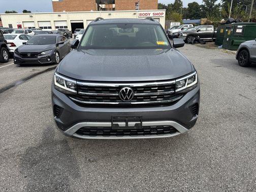 2022 Volkswagen Atlas 3.6L SE w/Technology