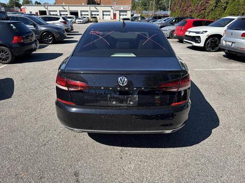 2020 Volkswagen Passat 2.0T SE
