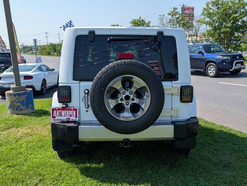 2018 Jeep Wrangler JK Sahara
