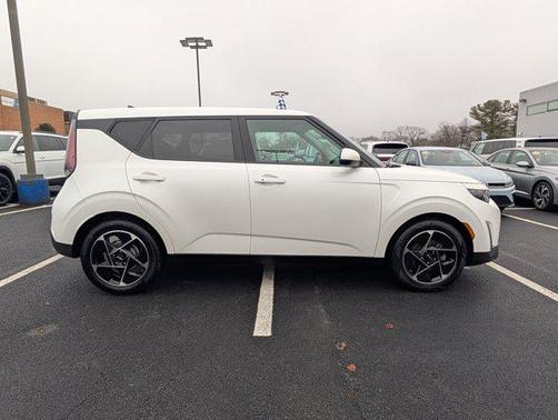 2023 Kia Soul EX
