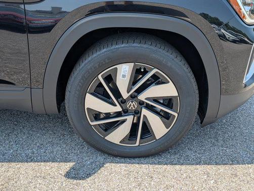 2025 Volkswagen Atlas 2.0T SE w/Technology 4MOTION
