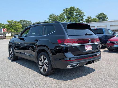 2025 Volkswagen Atlas 2.0T SE w/Technology 4MOTION