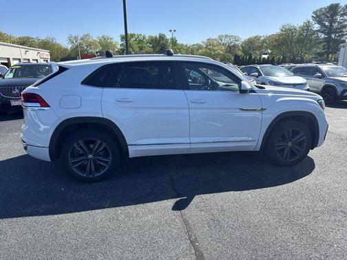 2021 Volkswagen Atlas Cross Sport 3.6L V6 SE w/Technology R-Line