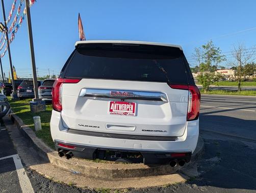 Summit White 2023 GMC Yukon XL Denali