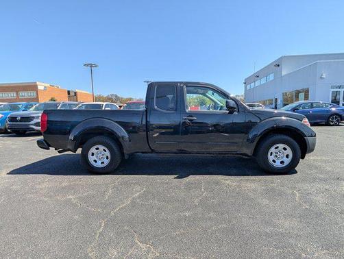 2019 Nissan Frontier S