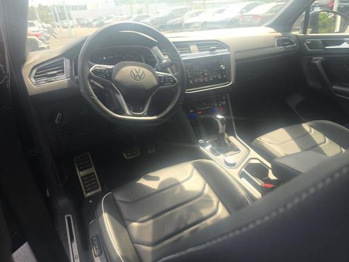Atlantic Blue Metallic 2023 Volkswagen Tiguan 2.0T SEL R-Line 4MOTION