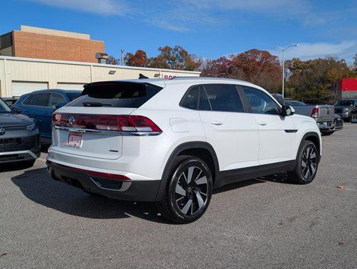 2026 Volkswagen Atlas Cross Sport 2.0T SE w/Technology 4MOTION