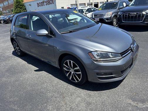 2015 Volkswagen Golf Auto TSI SE