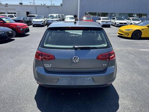 2015 Volkswagen Golf Auto TSI SE