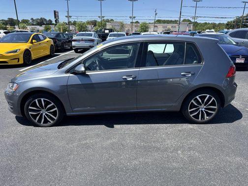 2015 Volkswagen Golf Auto TSI SE