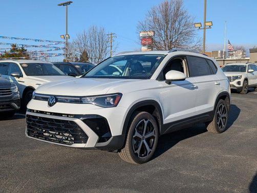2025 Volkswagen Taos 1.5T SEL