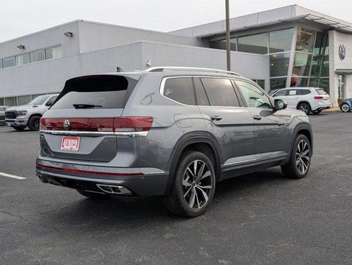 2025 Volkswagen Atlas 2.0T SEL Premium R-Line 4MOTION