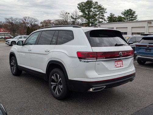 2026 Volkswagen Atlas 2.0T SE