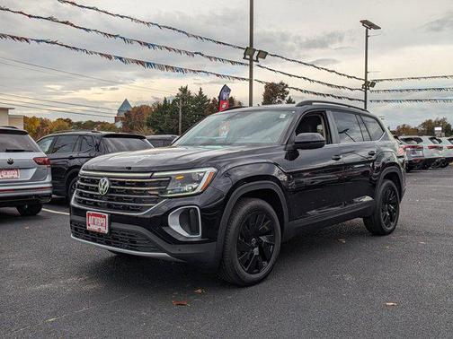 2025 Volkswagen Atlas 2.0T SE w/Technology 4MOTION