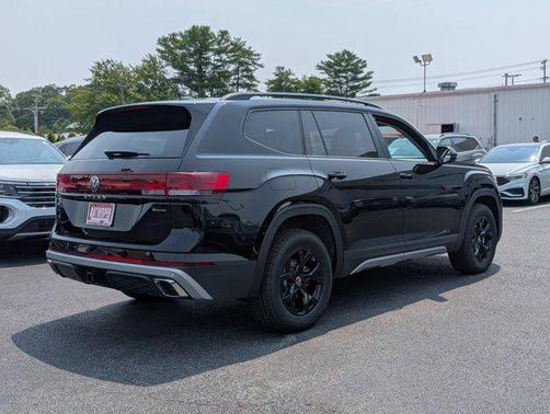 2025 Volkswagen Atlas 2.0T Peak Edition
