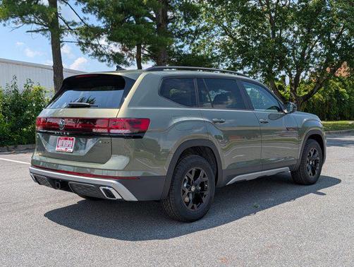 2025 Volkswagen Atlas 2.0T Peak Edition