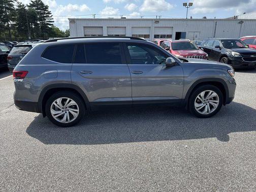 2022 Volkswagen Atlas 3.6L SE w/Technology