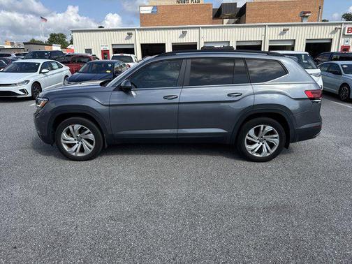 2022 Volkswagen Atlas 3.6L SE w/Technology