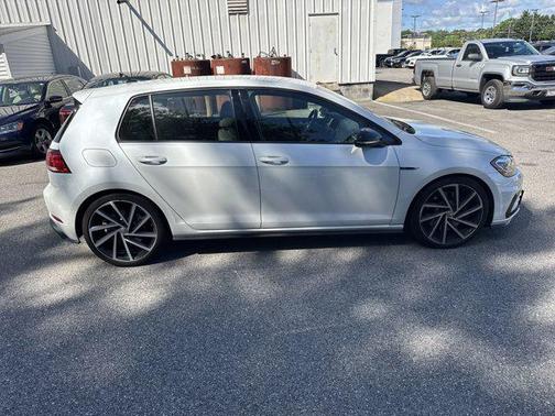 2019 Volkswagen Golf R 2.0T DSG