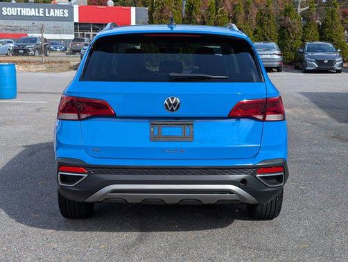 2023 Volkswagen Taos 1.5T SE