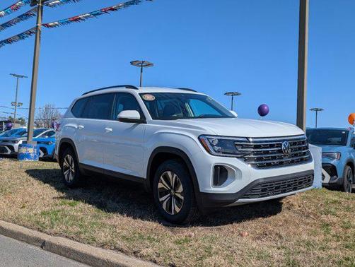 2025 Volkswagen Atlas 2.0T SE