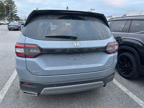 2023 Honda Pilot AWD Elite