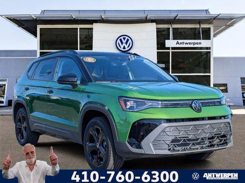 2025 Volkswagen Taos 1.5T SE Black