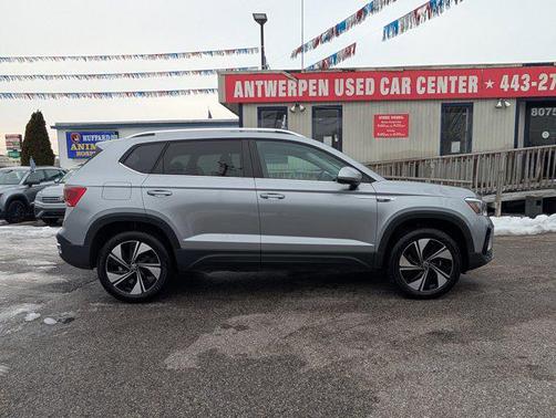 2023 Volkswagen Taos 1.5T SE