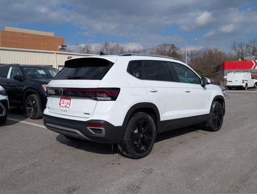 2025 Volkswagen Taos 1.5T SEL