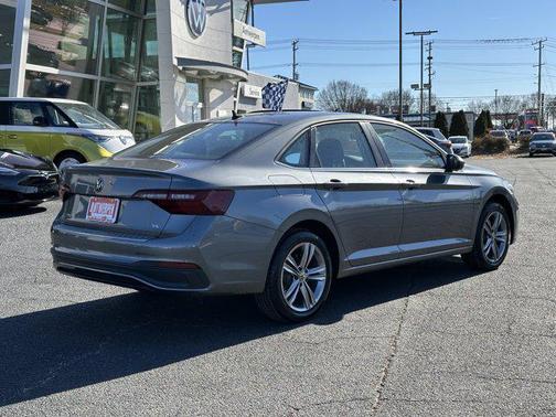 2023 Volkswagen Jetta 1.5T SE