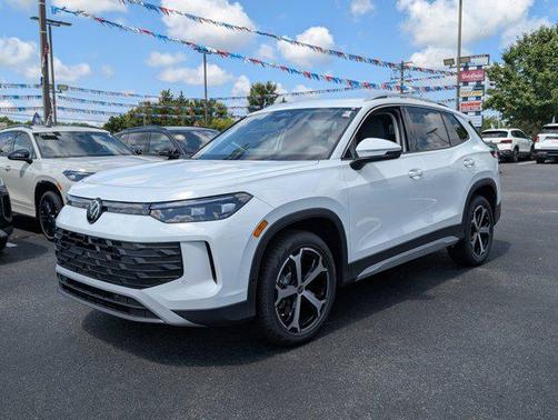2025 Volkswagen Tiguan 2.0T SE 4MOTION