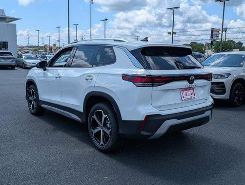 2025 Volkswagen Tiguan 2.0T SE 4MOTION
